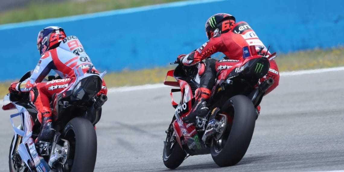 Ducati dá pista enigmática sobre 2025 e papel de Marquez.