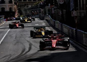 MARK HUGHES EXPLICA RAZÕES POR TRÁS DE CORRIDA LENTA NO GP DE MÔNACO.