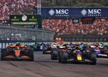 Horner adverte McLaren sobre aumento da concorrência na F1.