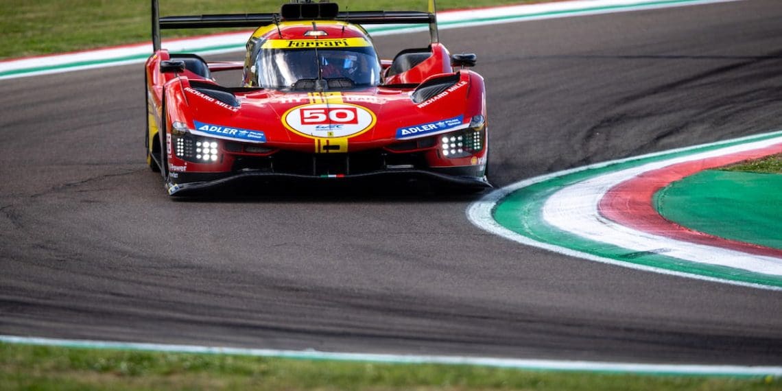 Fuoco lidera o caminho na última sessão de treinos em Imola.