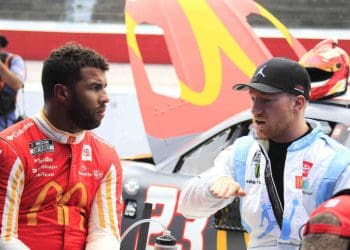 Bubba Wallace e a equipe da 23XI Racing estão proibidos de se referir ao seu QG da equipe de $16 milhões como uma “oficina de corrida”