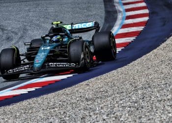 Aston Martin contrata ex-especialista em motores da Mercedes para a F1.