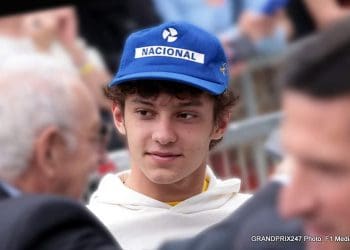 Hamilton prevê que Antonelli se juntará à Mercedes em 2025, Rosberg tem uma opinião diferente.