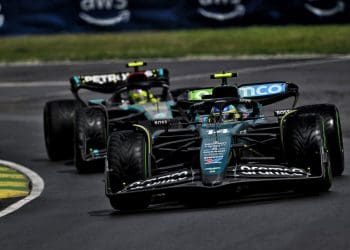 Alonso acredita que Aston Martin F1 não pode ser comparado a Ferrari ou Mercedes.