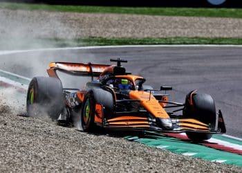 Piastri lidera último treino de F1 em Imola, Alonso e Perez colidem