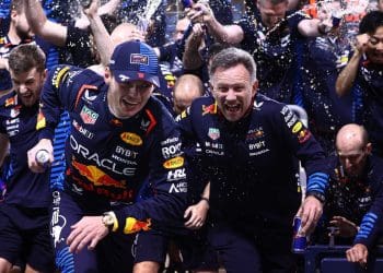 Mark Hughes discute o que ampliou a liderança dominante de Verstappen.