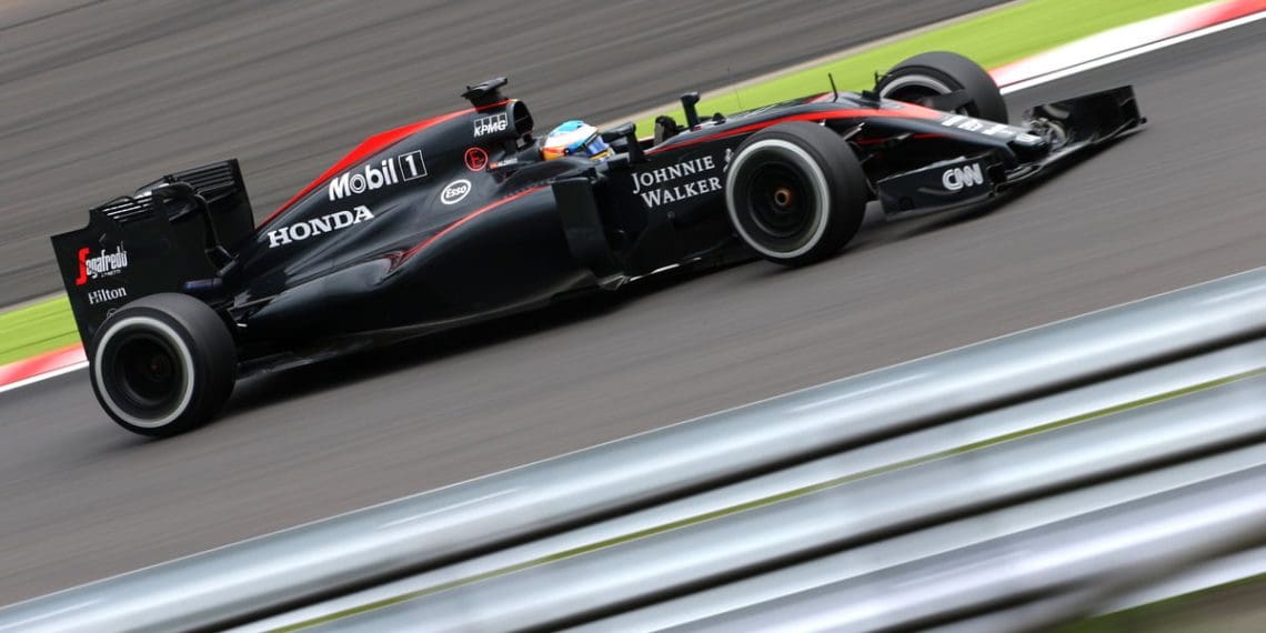 Honda se alegra em renovar colaboração na F1 com Alonso na Aston Martin.