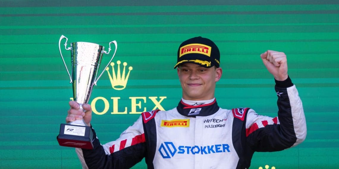 Ex-piloto jovem da Mercedes na Fórmula 1 recebe chance de estrear na Fórmula E.
