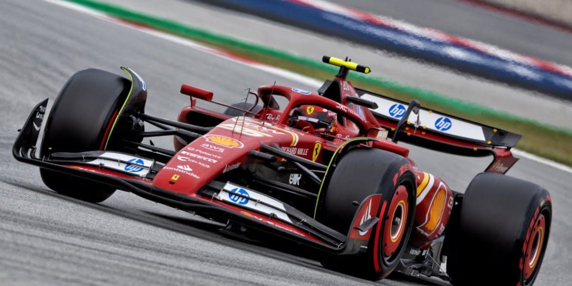 Sainz lamenta causar danos à Ferrari em curvas rápidas da F1.