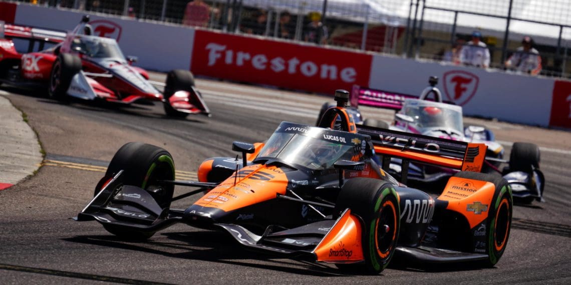 ‘O’Ward premiado com vitória em St. Petersburg após carros da Team Penske desqualificados’