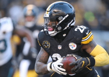 LE’VEON BELL REFUSES TO GIVE UP ON NFL COMEBACK!