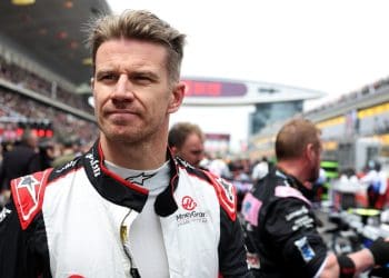 Hulkenberg assina como primeiro piloto da Audi na F1.