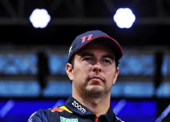 Sergio Perez defende contrato prolongado com a Red Bull em meio a dúvidas.