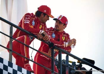 Sainz acredita que Leclerc merece vencer em Mônaco, e está disposto a ajudá-lo.