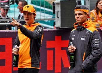 Marko confirma que a Red Bull F1 ainda está interessada em Norris e Piastri.