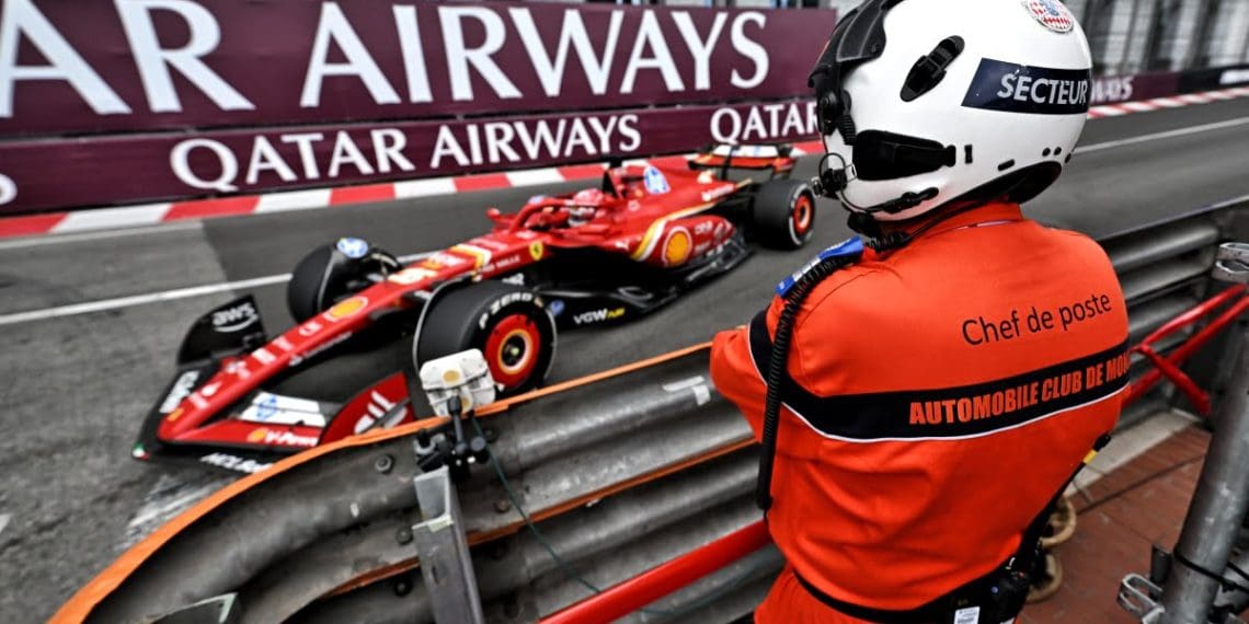 Leclerc: Ferrari enfrenta fraqueza na estratégia de potência da F1.