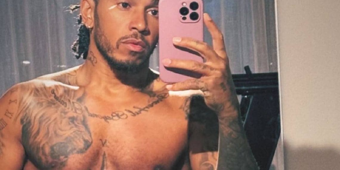 Lewis Hamilton si prepara per il 2024 mostrando il suo incredibile fisico.