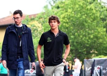 Hamilton apoia Antonelli: Cinco pontos chave da offseason da Fórmula 1 em Imola.