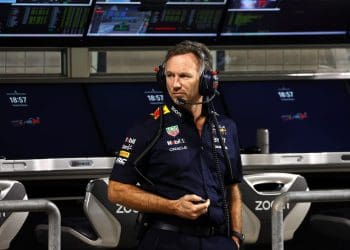 Ford expressa frustração por falta de transparência completa no caso de Horner.