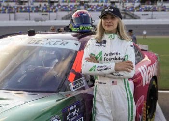 Natalie Decker fala sobre exclusão da corrida de Talladega da Xfinity após patrocinador ser negado pela NASCAR.