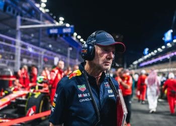 Ferrari ativamente perseguindo Newey, implicação para 2026.