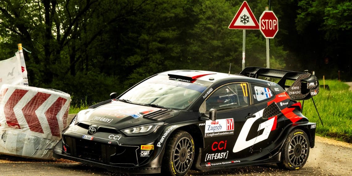 Sebastian Ogier lidera teste prévia à corrida no Rally da Croácia.