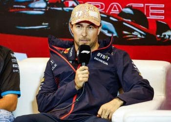 Sergio Perez spiega la coraggiosa modifica al design dell’auto Red Bull RB 20.
