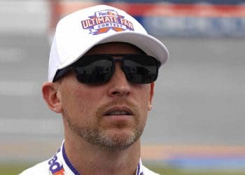 Denny Hamlin sugere que a NASCAR pode estar prestes a comprar o Gateway International Raceway.
