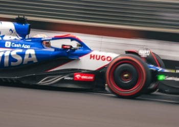 Ricciardo recebe chassi de carro de F1 desejado – mas é apenas um erro afortunado.