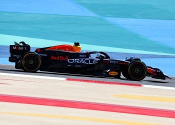 Verstappen guida il primo allenamento F1 in Bahrein