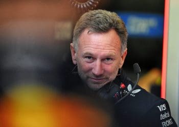 Red Bull enfrentando turbulência com pai de Verstappen pedindo saída de Horner