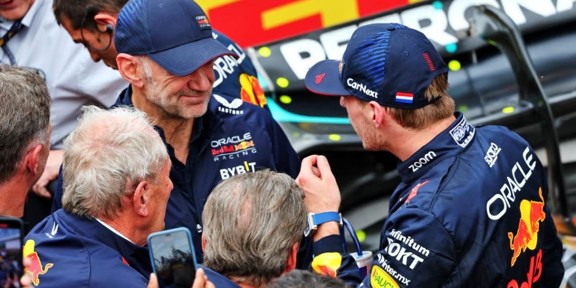 Verstappen acredita que teria sido injusto colocar Newey de licença prolongada na F1.