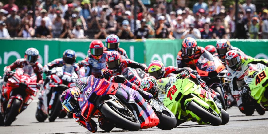 Le Mans sprint: Martin brilha, Marquez impressiona, decepção para Bagnaia.