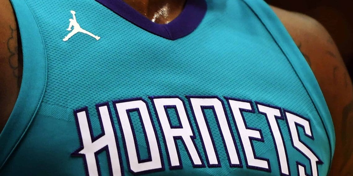 Hornets Willing to Trade 2 Veterans, Insider Reveals