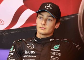 George Russell pede desculpas à Mercedes após desempenho desastroso no Grande Prêmio do Canadá.