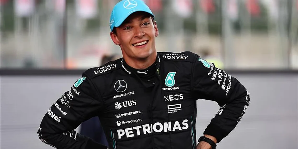 Kimi Antonelli vence George Russell em teste secreto, garante vaga na Mercedes para 2025.