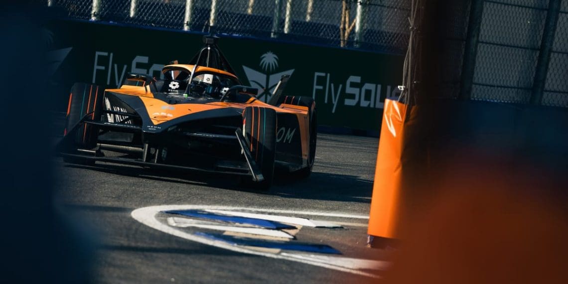 McLaren garante primeira vitória no Formula E São Paulo E-Prix.