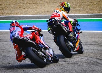 Mir ficou mais irritado depois da jogada agressiva de Marquez.