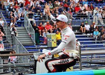 Hulkenberg critica Perez/Magnussen por colisão na F1 de Mônaco.