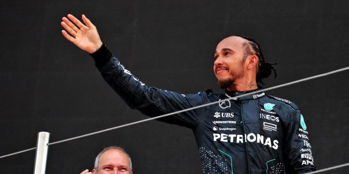 Hamilton: Pódio da Fórmula 1 na Espanha serve como forte lembrete da paixão e determinação contínuas.