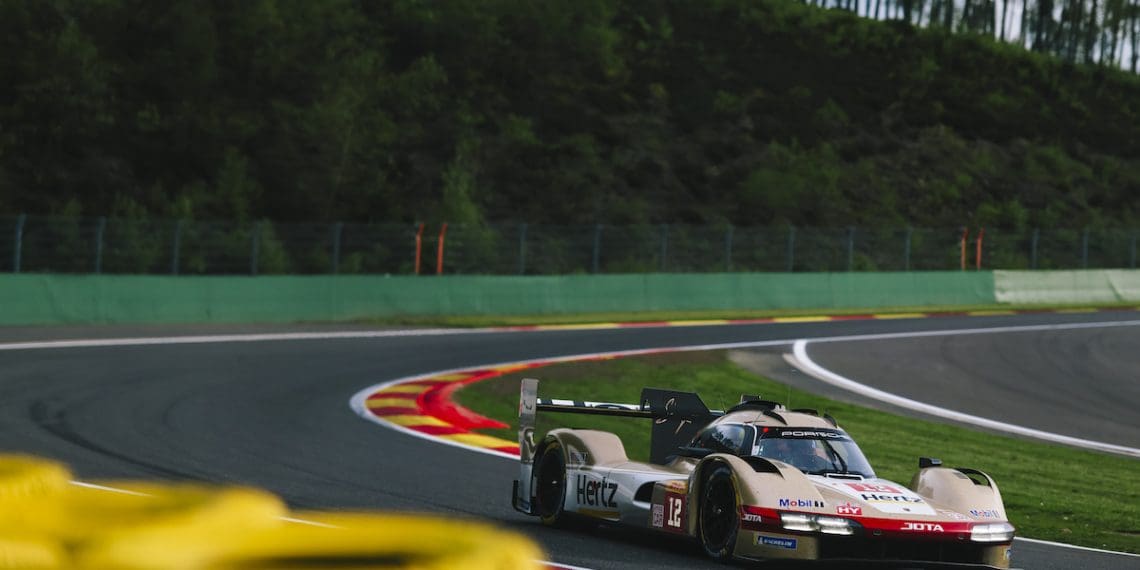 JOTA conquista vitória inicial no WEC com Ilott e Stevens.