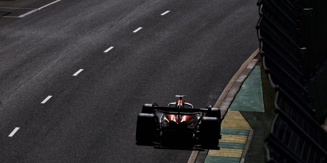 McLaren contrata ex-membro da equipe da Ferrari F1 após apenas três meses.