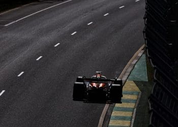 McLaren contrata ex-membro da equipe da Ferrari F1 após apenas três meses.