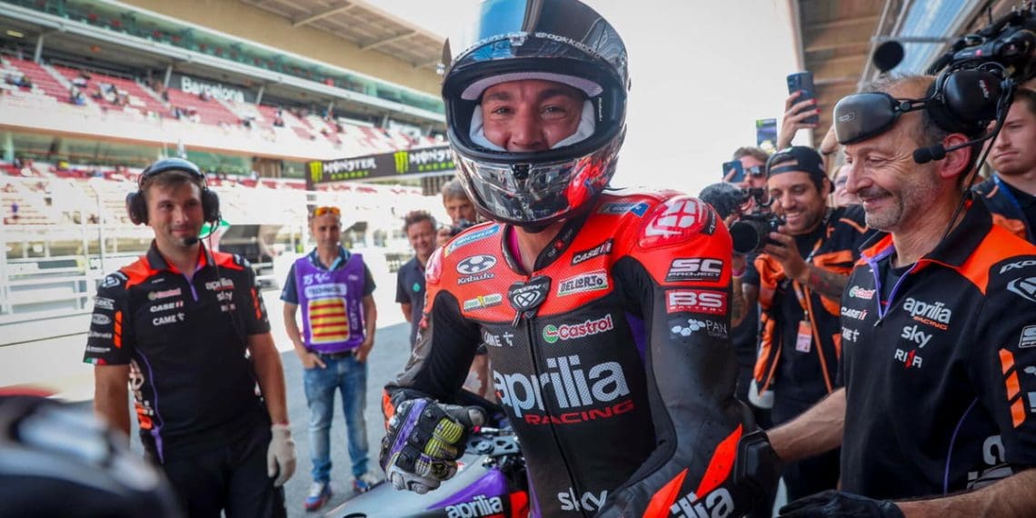 Espargaro lidera a última sessão de MotoGP em Catalunya.