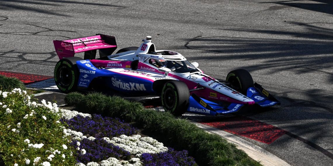 Rosenqvist conquista pole position na IndyCar em Long Beach.