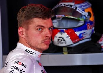 VERSTAPPEN CRITICA DECISÃO DE REALIZAR CORRIDA SPRINT NA CHINA APÓS RETORNO DA F1.