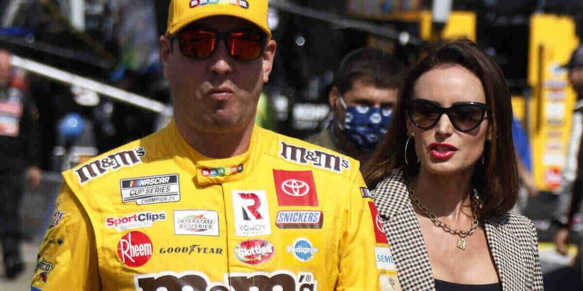 Kyle Busch fala sobre comentário da esposa sobre ‘precisar de algumas polegadas extras’