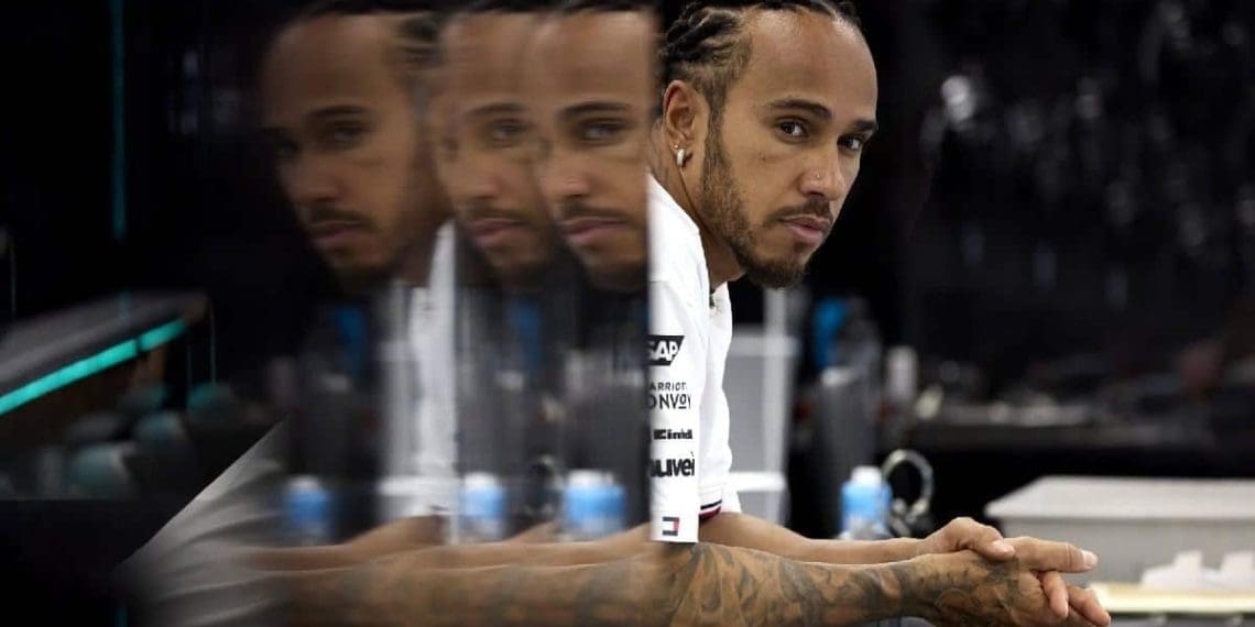 Por que Lewis Hamilton recebeu uma penalidade de 15.000 euros no GP da Arábia Saudita FP2?