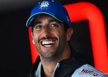 Ricciardo acredita que Villeneuve sofreu de múltiplos ferimentos na cabeça.