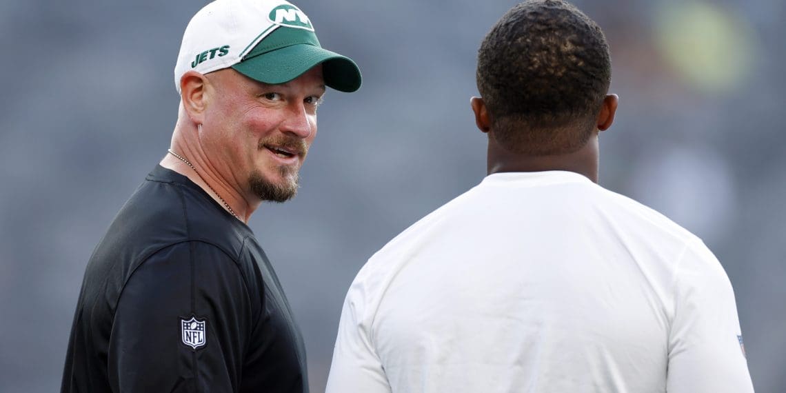 JETS TO SHRINK HACKETT’S ROLE